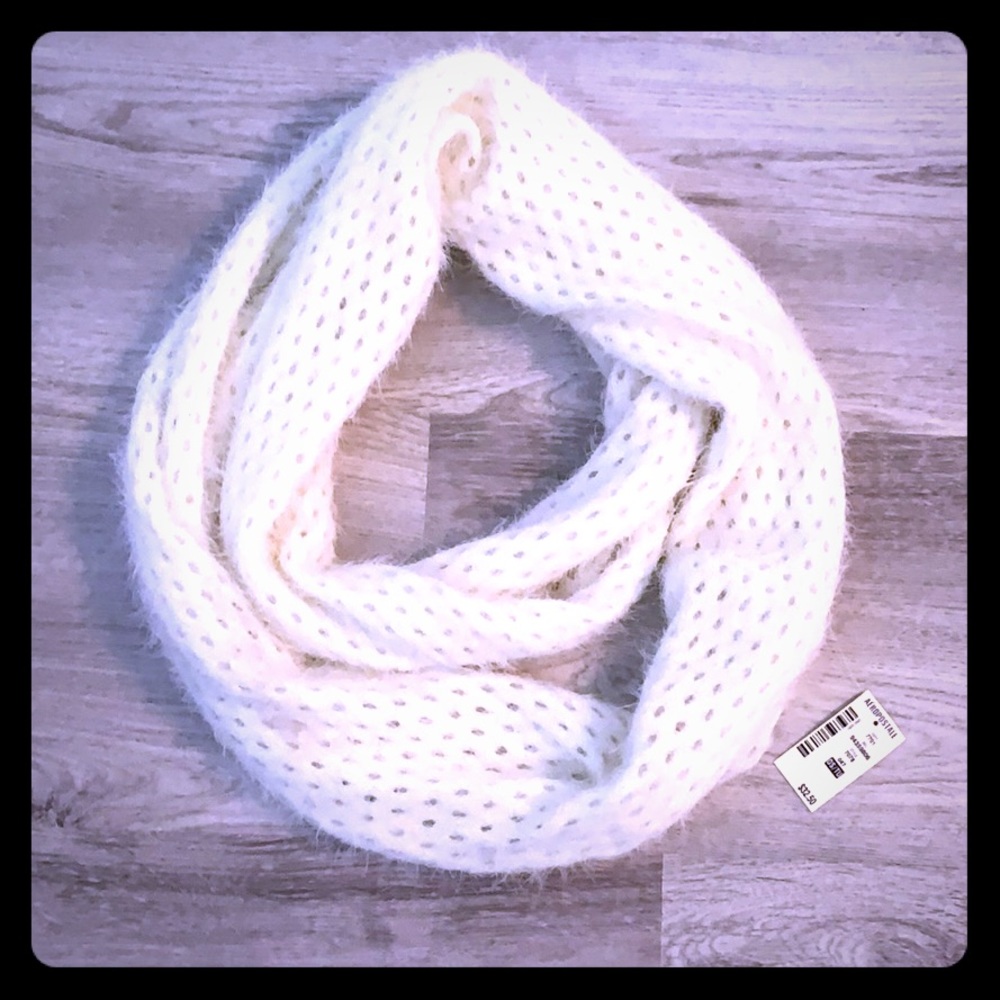 Aeropostale cream scarf. New